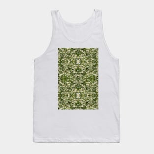 Tiny Wild Daisy Pattern 2 Tank Top